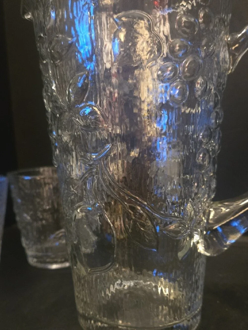 Williams Sonoma Clear Embossed Glass Juice Pitcher with 4 Matching Tumblers